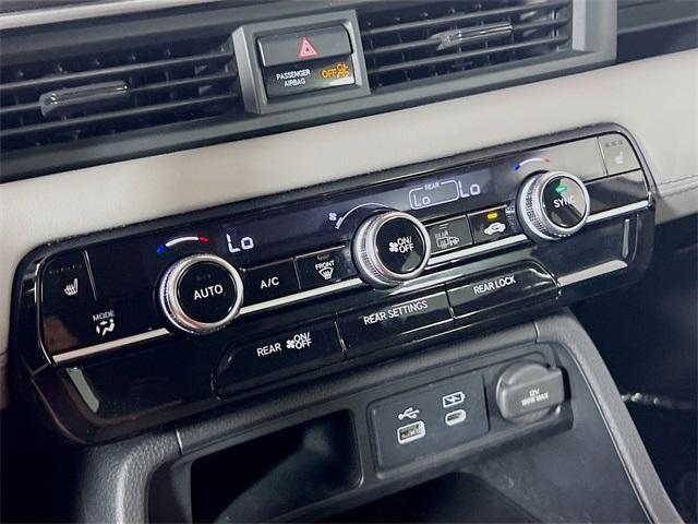 used 2023 Honda Pilot car, priced at $33,276