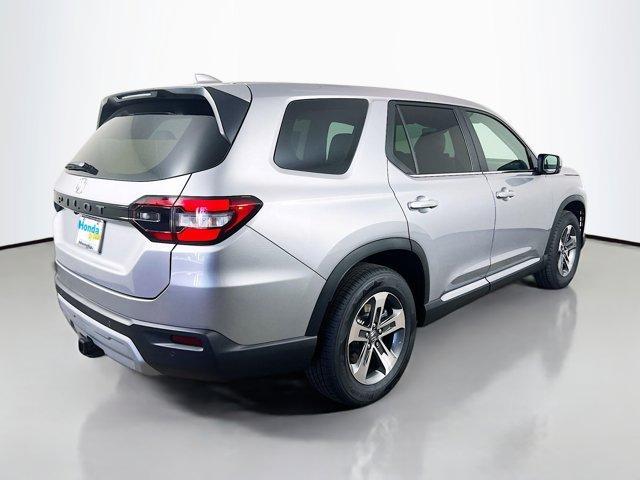 new 2025 Honda Pilot car, priced at $43,208