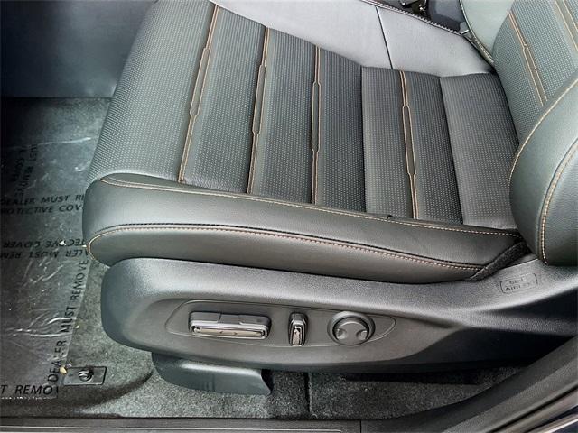 new 2026 Honda CR-V Hybrid car, priced at $38,400