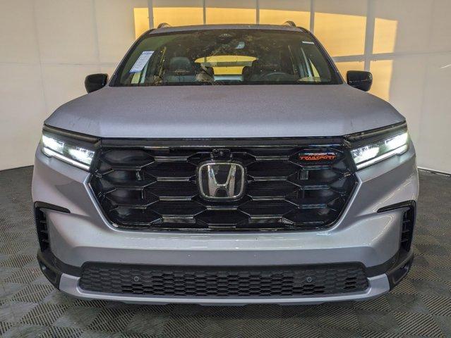 new 2025 Honda Pilot car, priced at $48,033