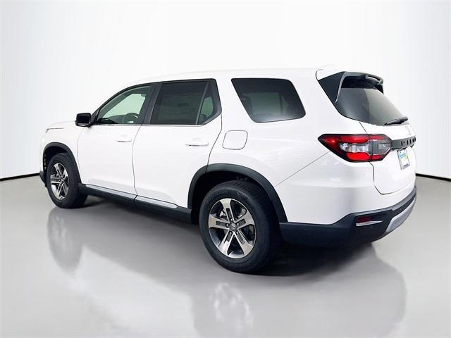 new 2025 Honda Pilot car, priced at $42,945