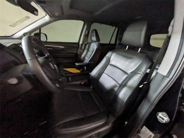 used 2022 Honda Pilot car, priced at $28,994