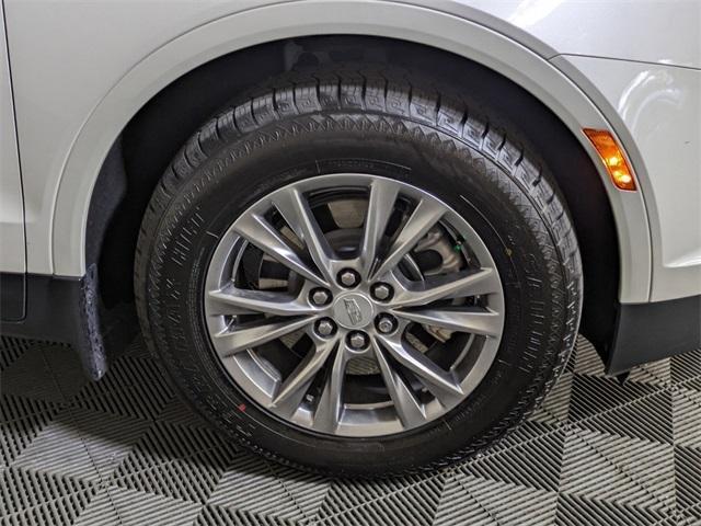 used 2022 Cadillac XT5 car, priced at $31,976