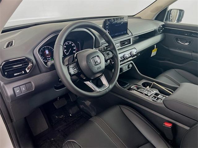 new 2025 Honda Pilot car, priced at $44,928