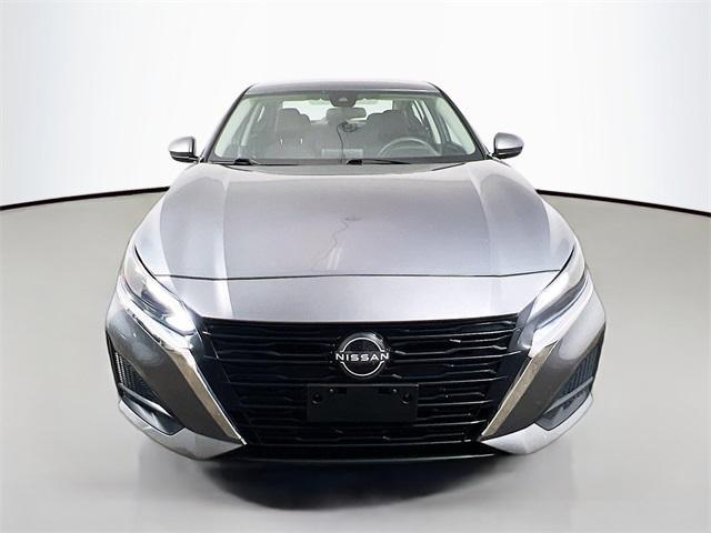 used 2023 Nissan Altima car, priced at $18,787