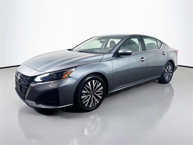 used 2023 Nissan Altima car, priced at $18,787