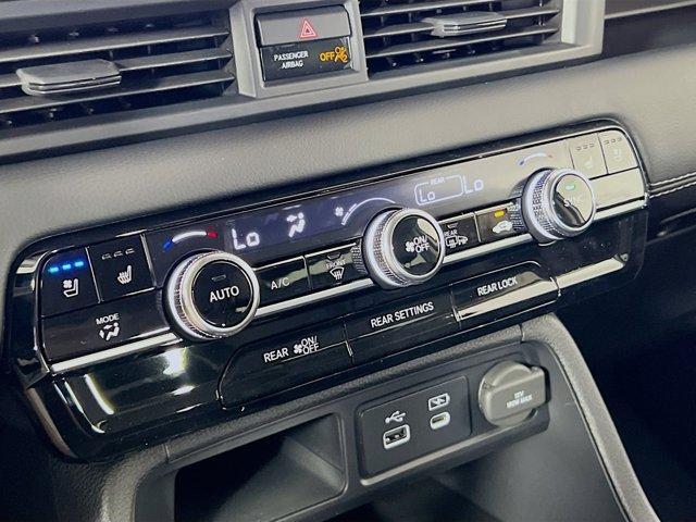 new 2025 Honda Pilot car, priced at $51,593