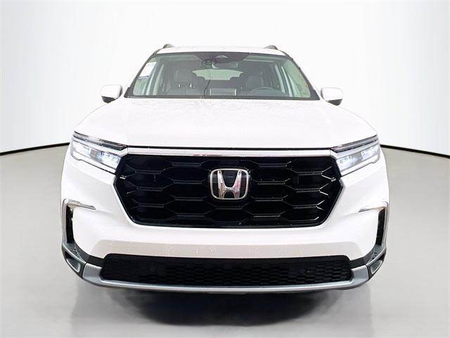 new 2025 Honda Pilot car, priced at $47,512