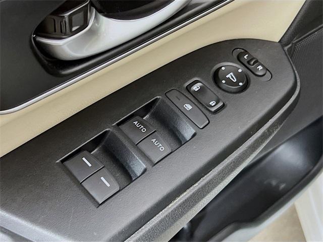 used 2020 Honda CR-V Hybrid car, priced at $23,987