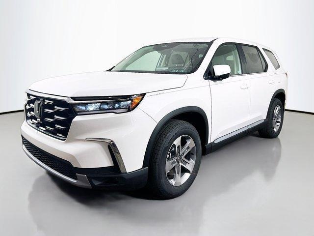 new 2025 Honda Pilot car, priced at $44,973