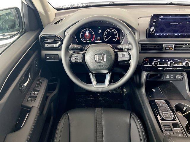 new 2025 Honda Pilot car, priced at $44,973