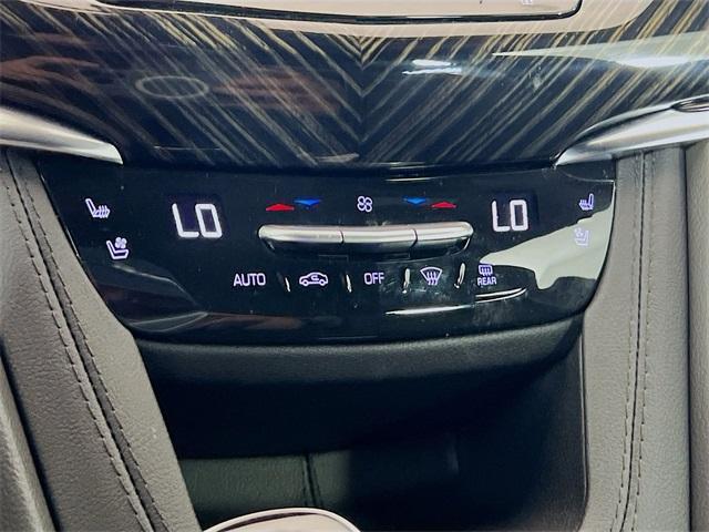 used 2024 Cadillac XT6 car, priced at $41,998