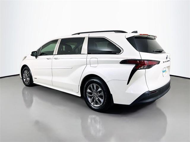 used 2021 Toyota Sienna car, priced at $30,361
