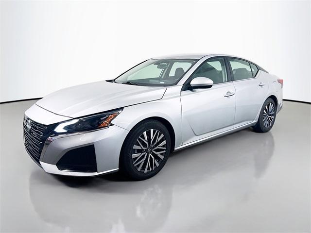 used 2023 Nissan Altima car, priced at $18,750