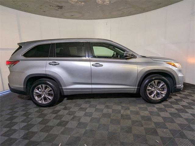 used 2015 Toyota Highlander car, priced at $16,944