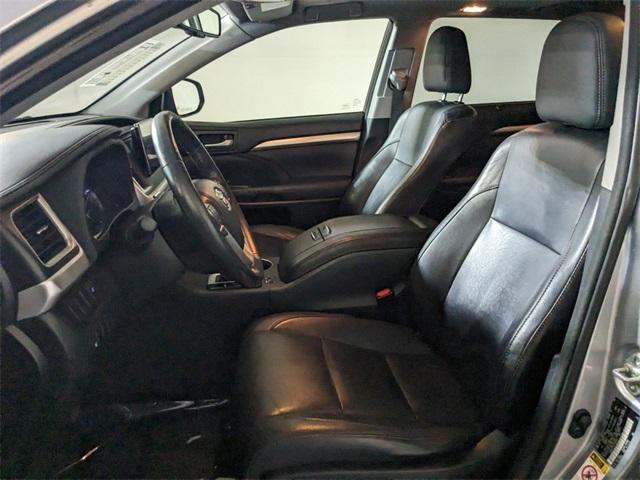 used 2015 Toyota Highlander car, priced at $16,944