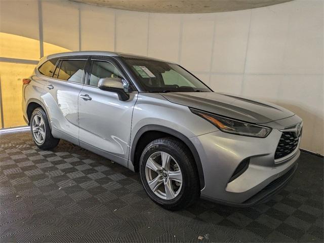 used 2021 Toyota Highlander car, priced at $26,993