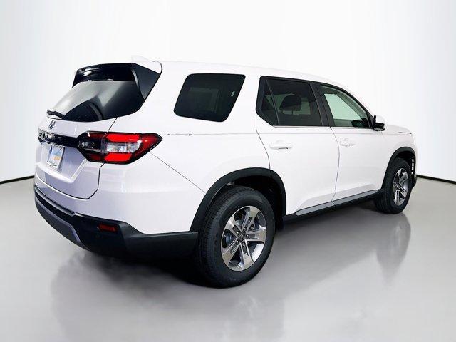 new 2025 Honda Pilot car, priced at $45,520