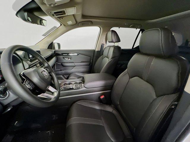 new 2025 Honda Pilot car, priced at $47,512
