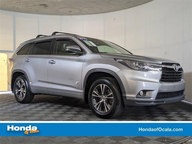 used 2016 Toyota Highlander car, priced at $19,463