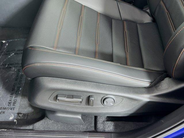 new 2025 Honda CR-V Hybrid car, priced at $40,215