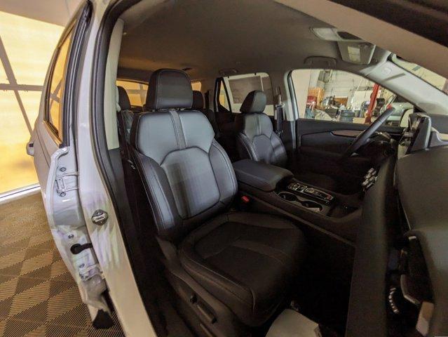 new 2025 Honda Pilot car, priced at $44,873