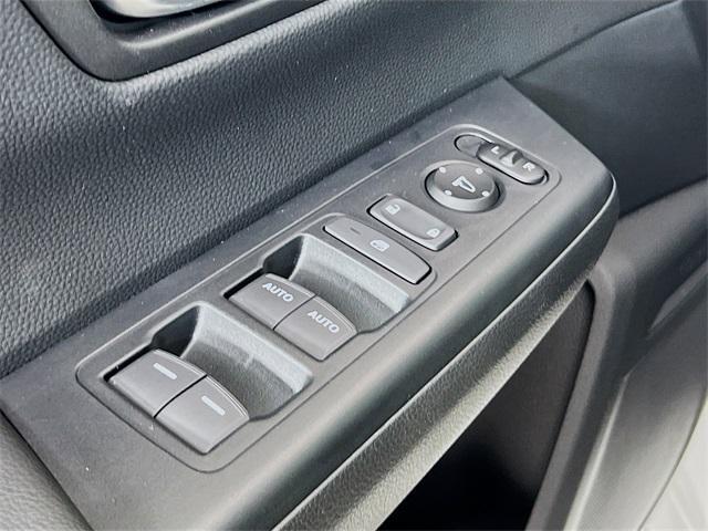 used 2025 Honda CR-V Hybrid car, priced at $30,987