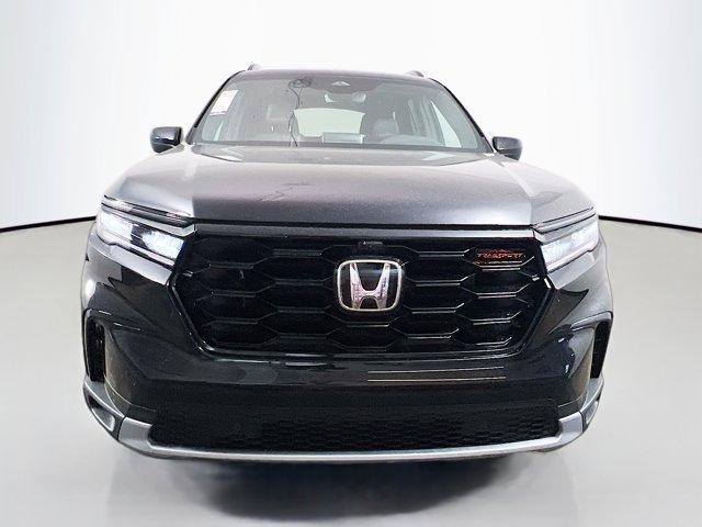 new 2025 Honda Pilot car, priced at $48,133