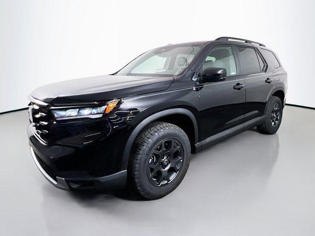 new 2025 Honda Pilot car, priced at $48,133