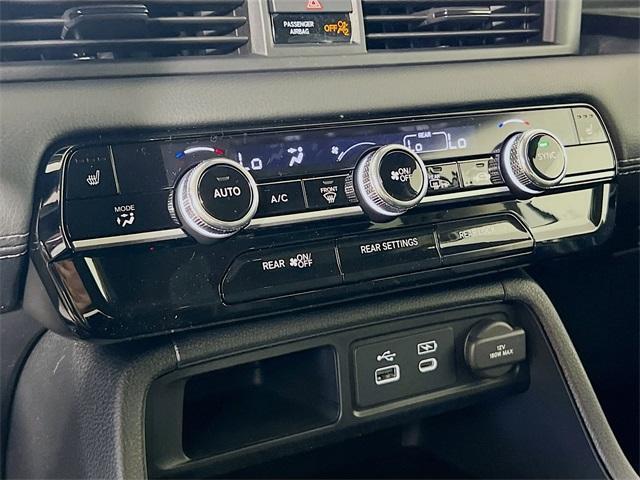 new 2025 Honda Pilot car, priced at $42,038