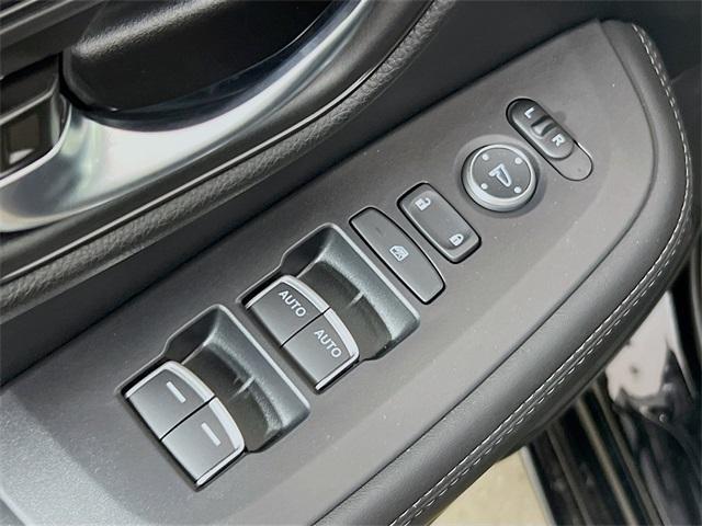 used 2026 Honda HR-V car, priced at $27,621