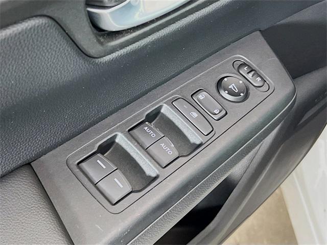 used 2023 Honda CR-V Hybrid car, priced at $26,552