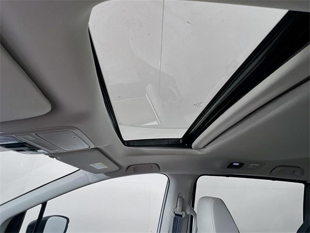 new 2026 Honda Odyssey car, priced at $43,371