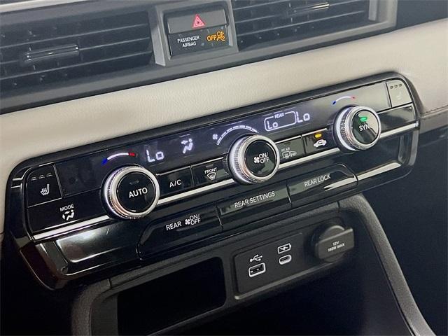 new 2025 Honda Pilot car, priced at $49,463