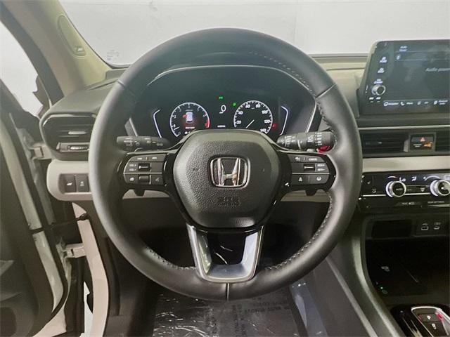 new 2025 Honda Pilot car, priced at $49,463