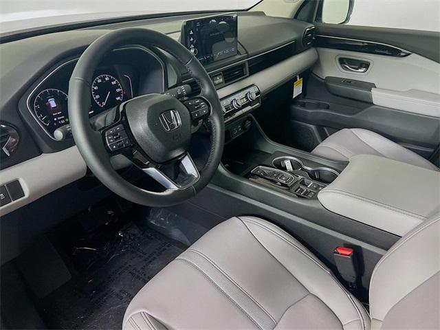 new 2025 Honda Pilot car, priced at $49,463