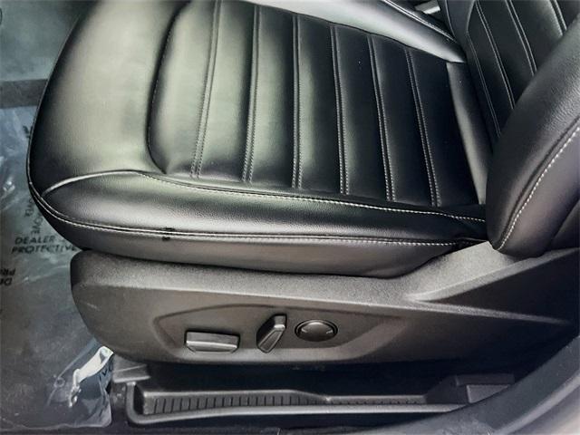 used 2022 Ford Edge car, priced at $22,534