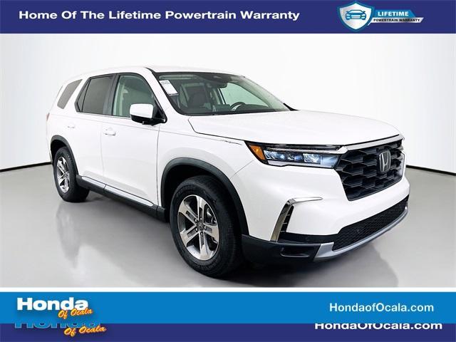 new 2025 Honda Pilot car, priced at $42,990