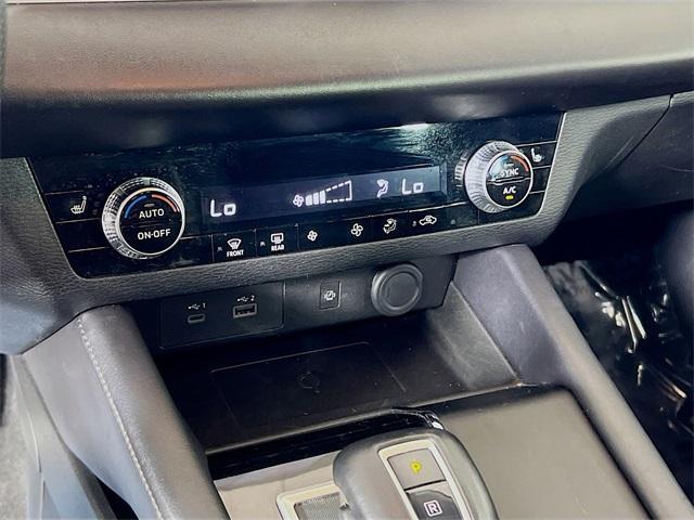 used 2024 Mitsubishi Outlander car, priced at $20,539