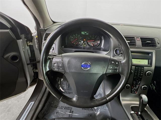 used 2009 Volvo C70 car, priced at $4,750