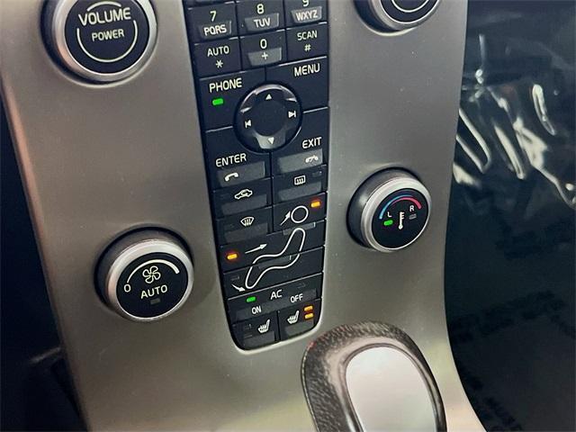 used 2009 Volvo C70 car, priced at $4,750