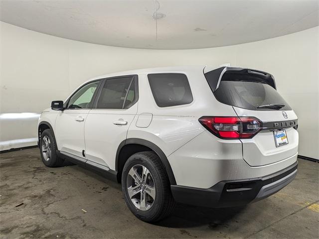 new 2025 Honda Pilot car, priced at $41,490