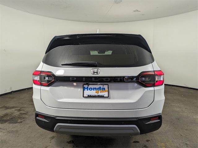 new 2025 Honda Pilot car, priced at $41,490