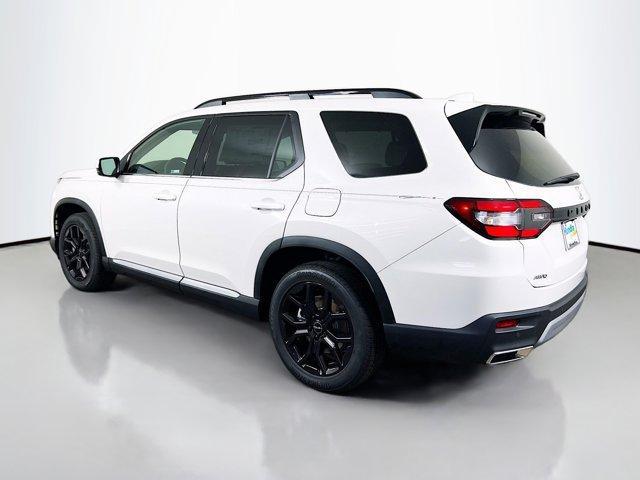 new 2025 Honda Pilot car, priced at $49,418