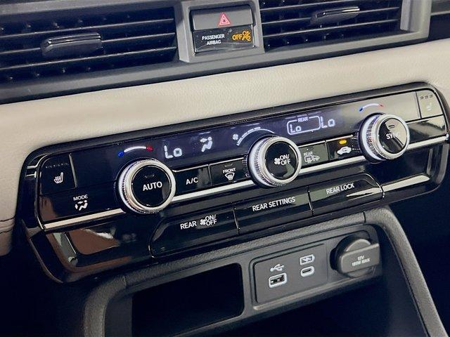 new 2025 Honda Pilot car, priced at $49,418