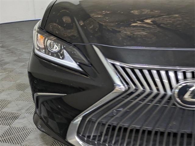 used 2020 Lexus ES 350 car, priced at $30,000