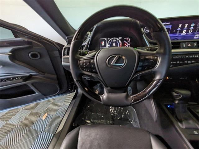 used 2020 Lexus ES 350 car, priced at $30,000