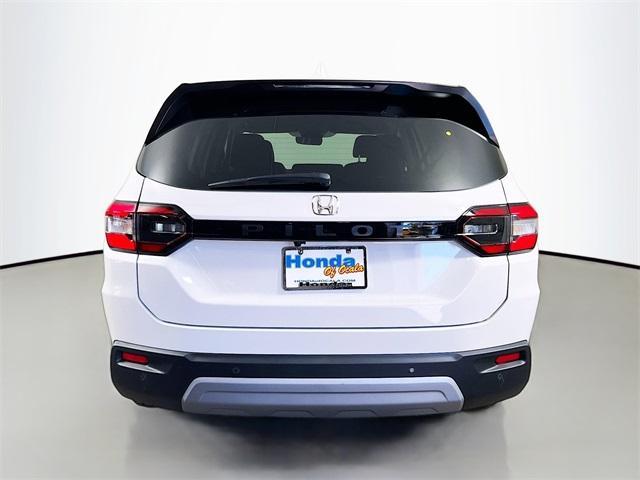new 2025 Honda Pilot car, priced at $41,490