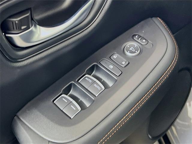 used 2025 Honda HR-V car, priced at $25,000