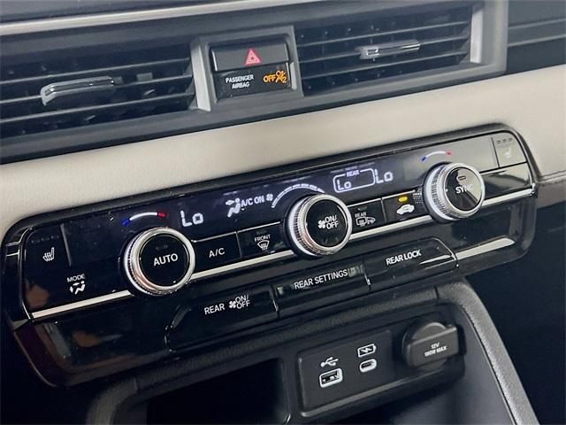 new 2025 Honda Pilot car, priced at $49,463